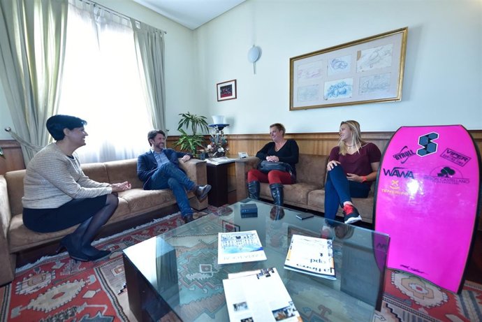 El Cabildo de Tenerife distingue a Alexandra Rinder