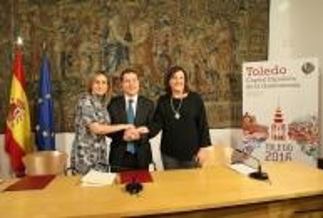 Page con Tolón y Franco