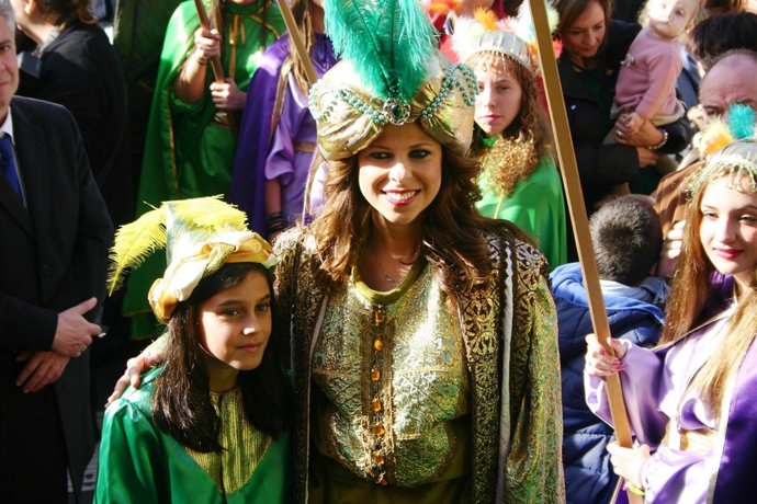 Pastora Soler como cartero real