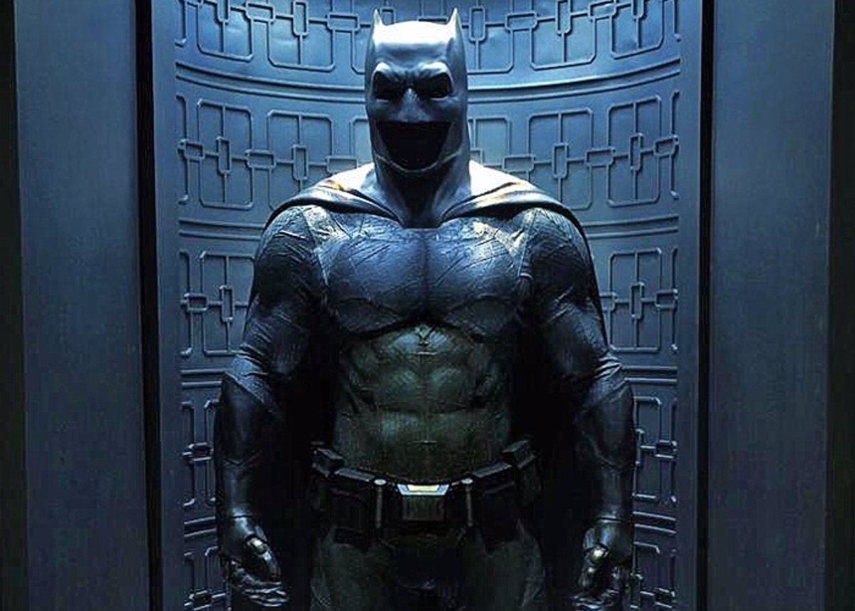 Batman v Superman: Reveladoras imágenes de la Batcueva de Ben Affleck