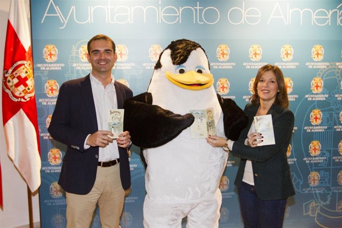 El alcalde presenta la programación cultural de invierno en la capital