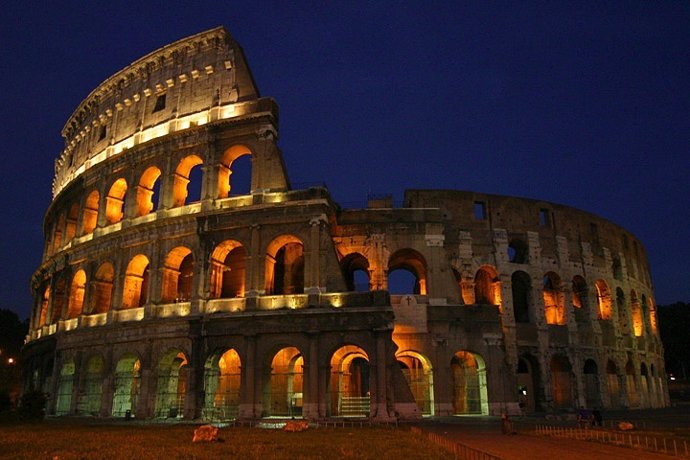 Coliseo De Roma