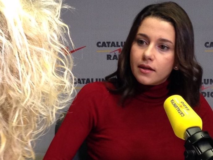 La candidata de C's, Inés Arrimadas, en Catalunya Ràdio