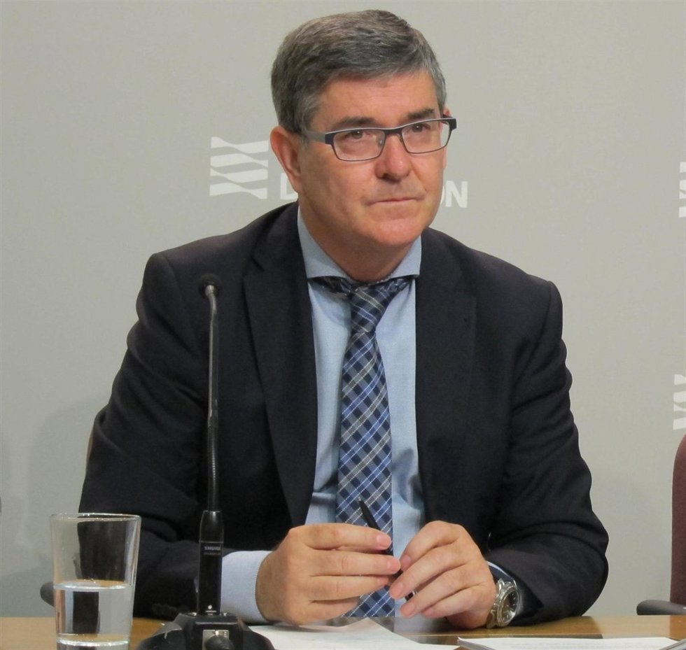 El consejero de Presidencia del Gobierno de Aragón, Vicente Guillén