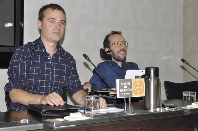 Román Sierra y Pablo Echenique