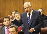 Arenas renuncia al Parlamento andaluz para centrarse en el Senado