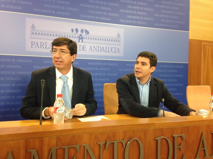 Juan Marín y Sergio Romero, de C's, en rueda de prensa