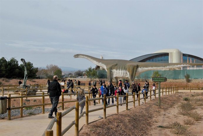Visitantes en Dinópolis en este puente de diciembre