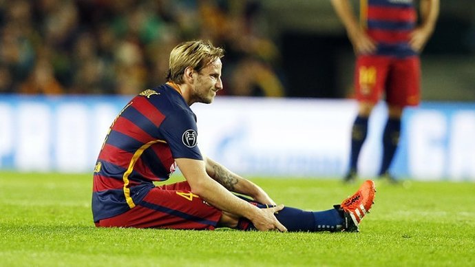 Ivan Rakitic tiene una pequeña rotura en el sóleo derecho