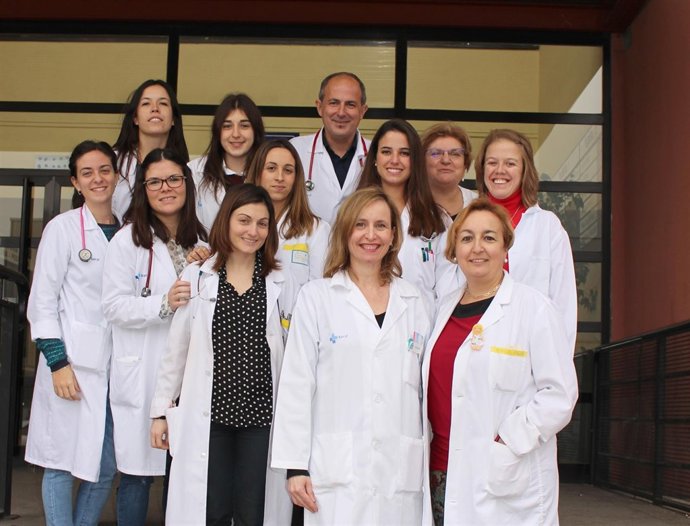 Equipo del blog 'Mamis y niños', con González (i) y Vázquez (d) abajo