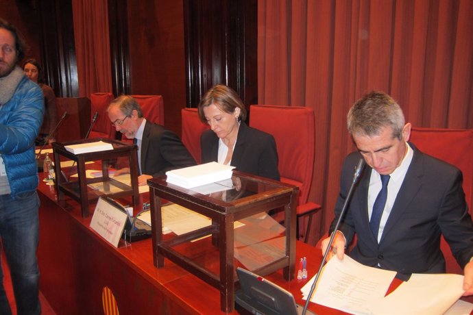 La presidenta del Parlament, Carme Forcadell, preside la constitución