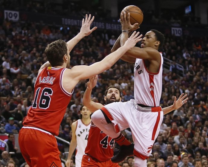 Butler y Pau Gasol ponen segundos del Este a los Bulls
