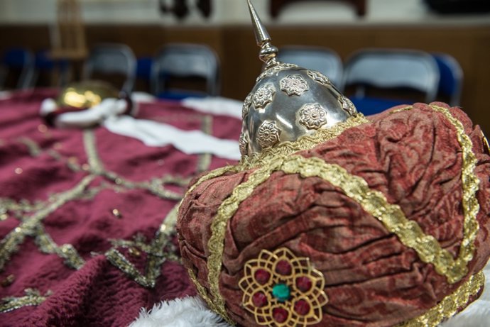 Ropajes de la primera Cabalgata de Reyes documentada