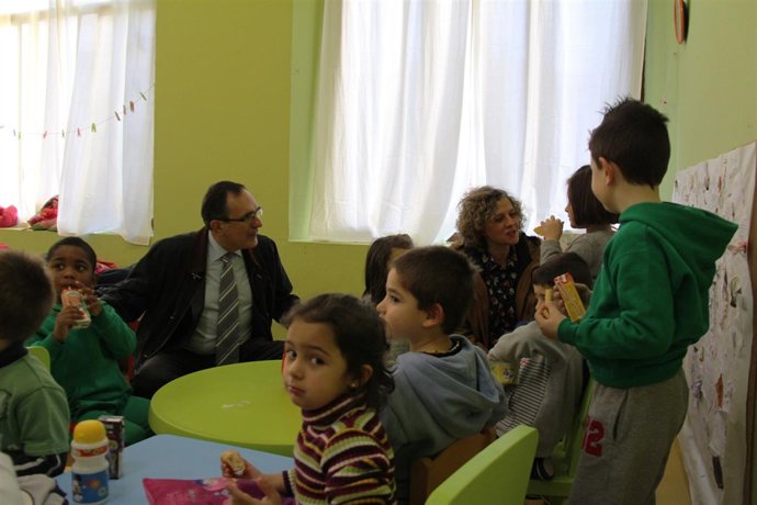 Nota Visita Abierto En Vacaciones