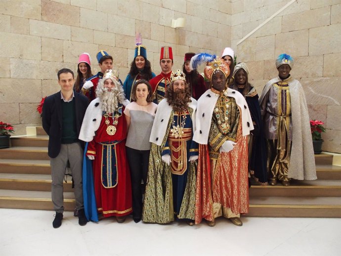 Los Reyes en el Ayuntamiento de Logroño    