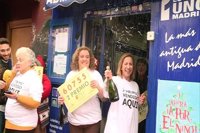 Un agraciado con el segundo premio de El Niño en Madrid: "Hay mucho que pagar"