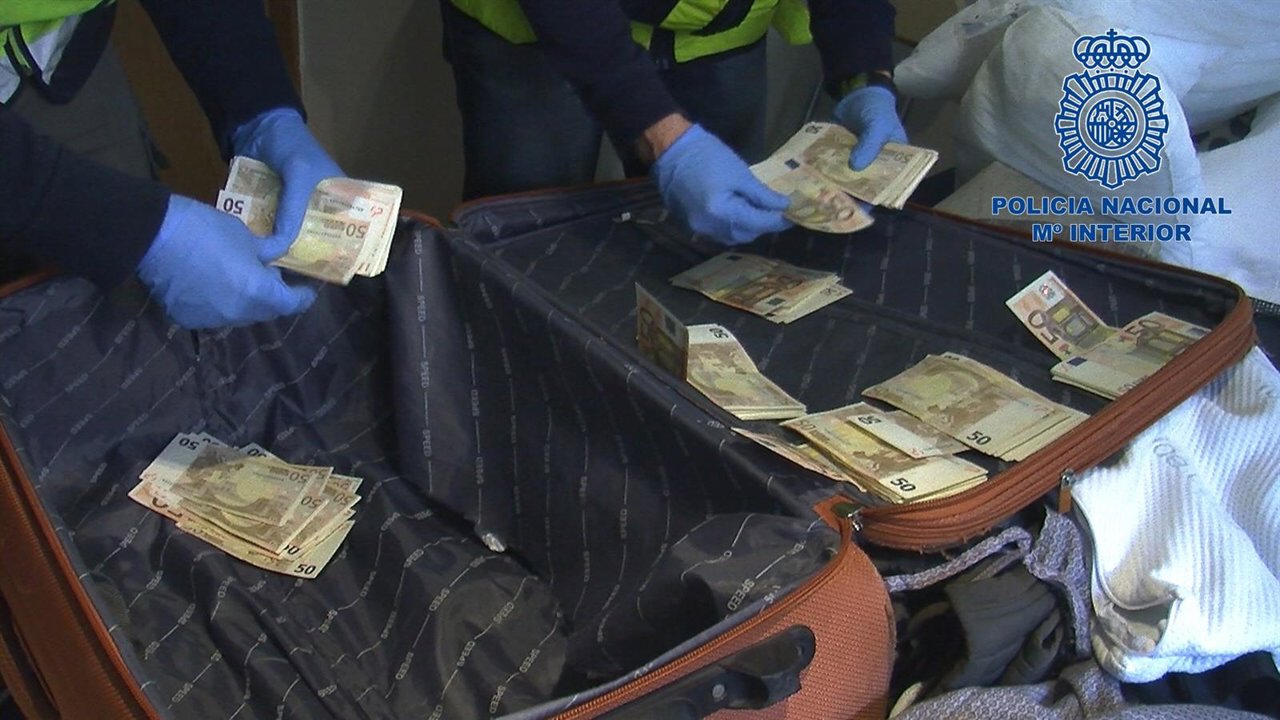 Desarticulada res de tráfico de personas en Madrid y Málaga