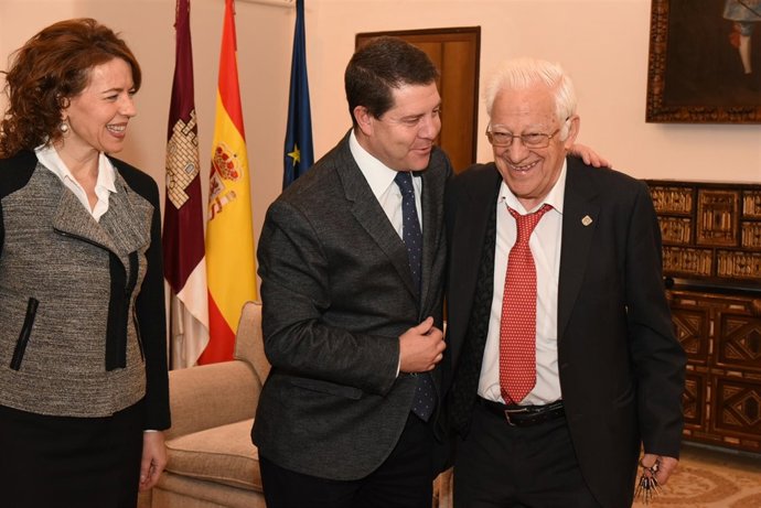 Page con el Padre Ángel