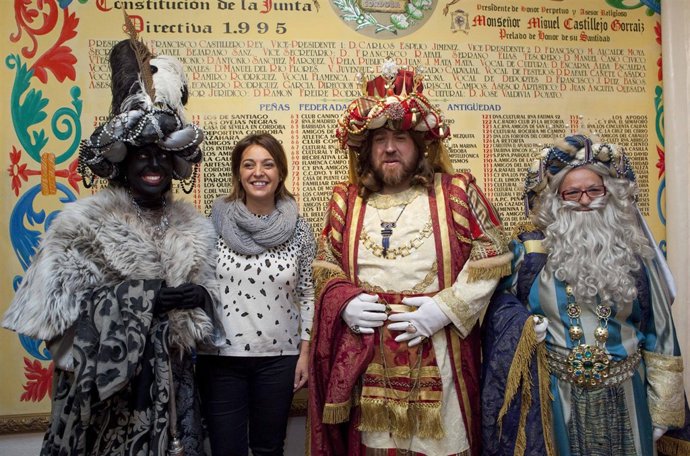 Los Reyes Magos con la alcaldesa de Córdoba, Isabel Ambrosio