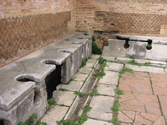 Letrinas públicas romanas