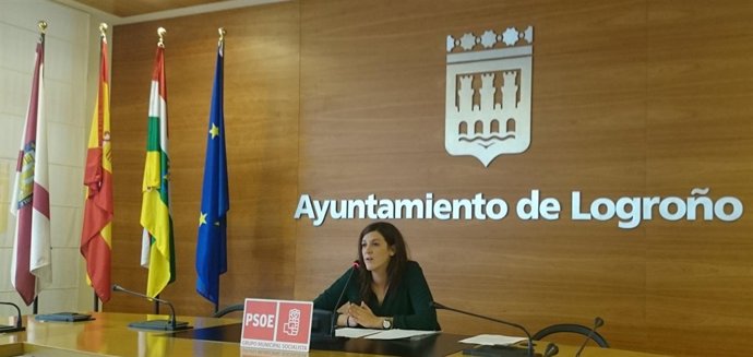 María Marrodán, concejala del PSOE de Logroño comparece ante medios