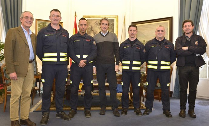 Recepción a los nuevos sargentos de bomberos