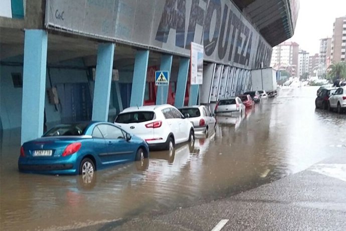 El estadio de Balaidos inundado