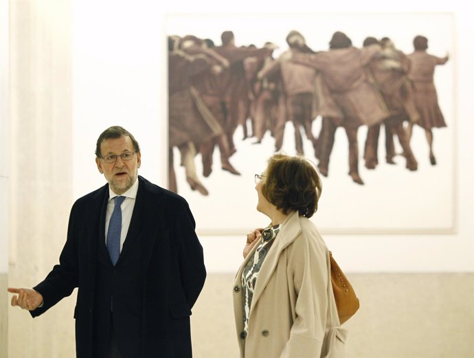 Rajoy recibe su credencial de diputado en el Congreso