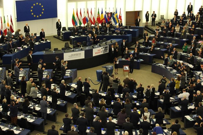 Entrega del premio Sajarov a la mujer de Raif Badawi