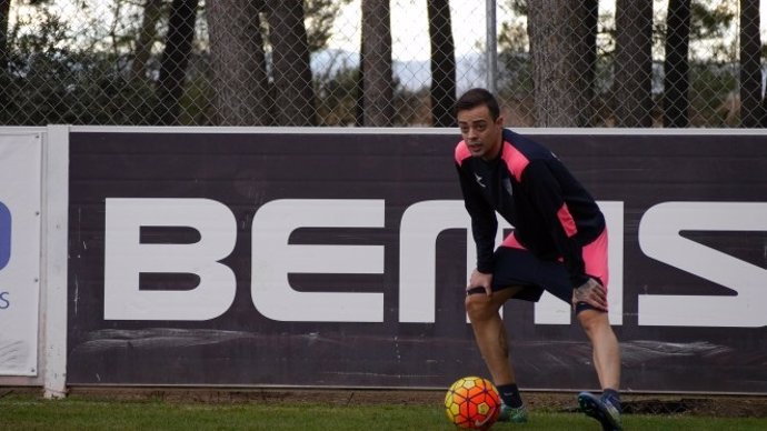 Dani Benítez en su prueba con la SD Huesca