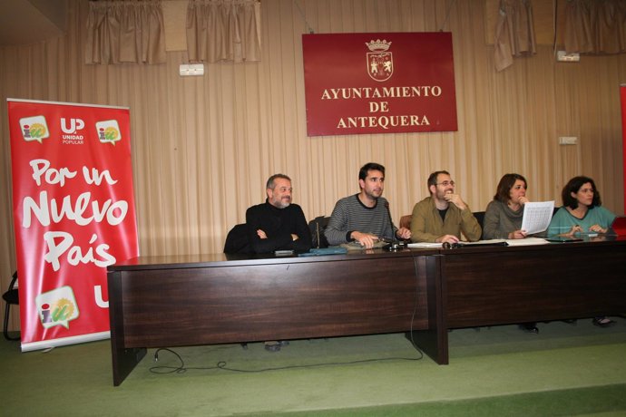 Valero en el Consejo Político Andaluz de IU celebrado en Antequera 