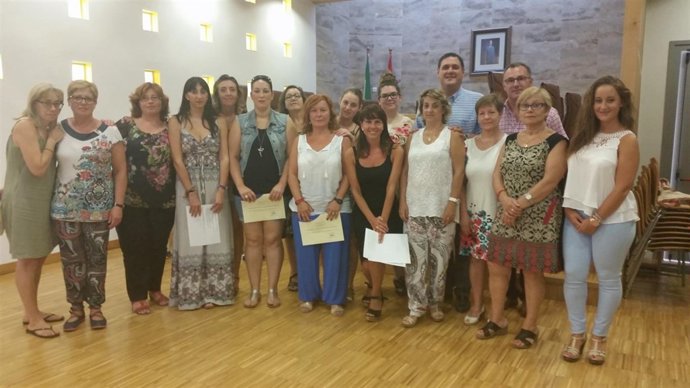 La Diputación de Almería forma a mujeres con los talleres Carmen de Burgos