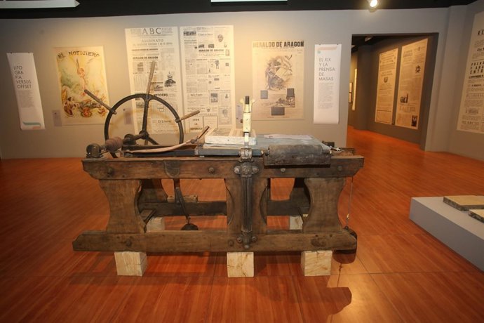 Exposición de Gutemberg a Twitter