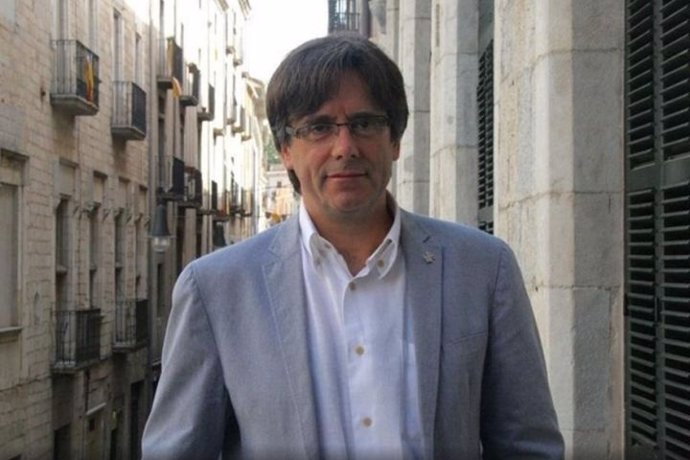 Artur Mas propone como presidente a Carles Puigdemont