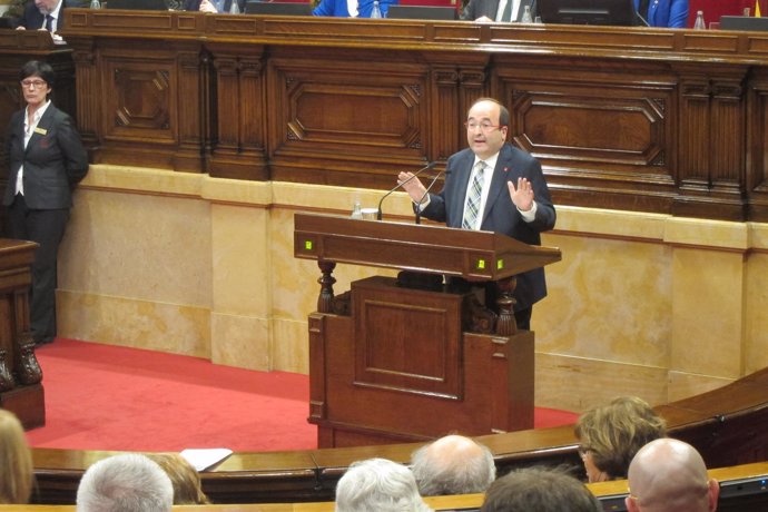 Miquel Iceta (PSC) en el discurso de investidura de Carles Puigdemont