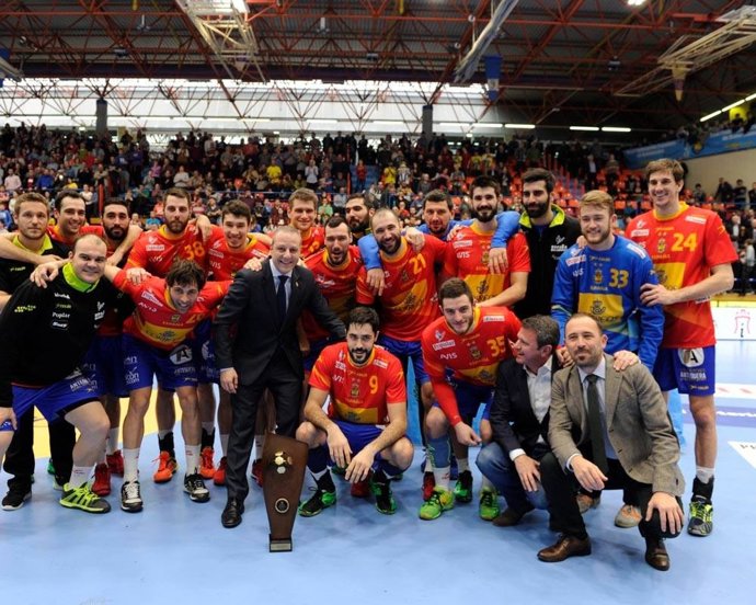 Selección española balonmano Memorial Domingo Bárcenas