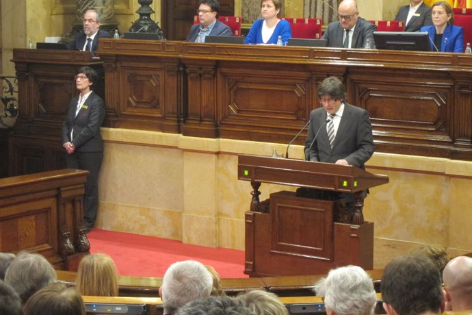 Carles Puigdemont durante su discurso de investidura