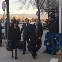 Torres y Tejeiro acceden a sede donde se celebrará el juicio