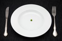 Especialista recomienda "poco plato y mucho zapato" para quitarse los kilos de Navidad