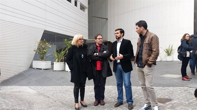 El PSOE frente al Centro Lorca