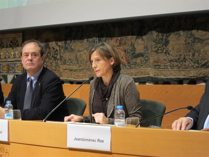 El secr.De Universidades Lluís Jofre y la pta.Del Parlament Carme Forcadell