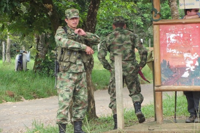 Miembros de la armada Colombia.