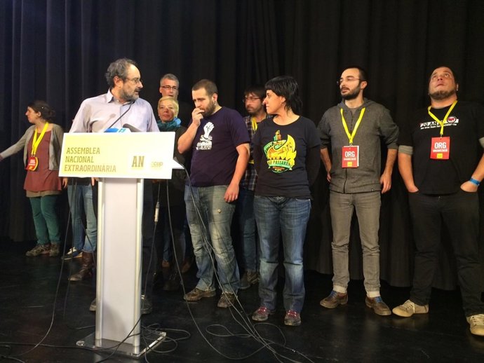 Antonio Baños y Anna Gabriel tras la Assamblea Nacional de la CUP en Sabadell
