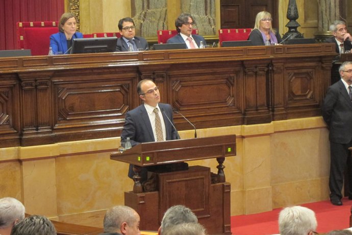 Jordi Turull (JXSí) interviene en el discurso de investidura de Puigdemont