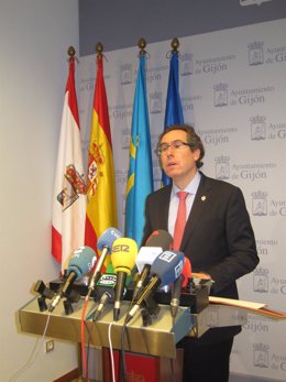 Fernando Couto, concejal de Foro Gijón