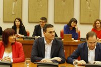 PSOE ratifica a sus candidatos a la Mesa del Congreso dedicando un aplauso a Patxi López