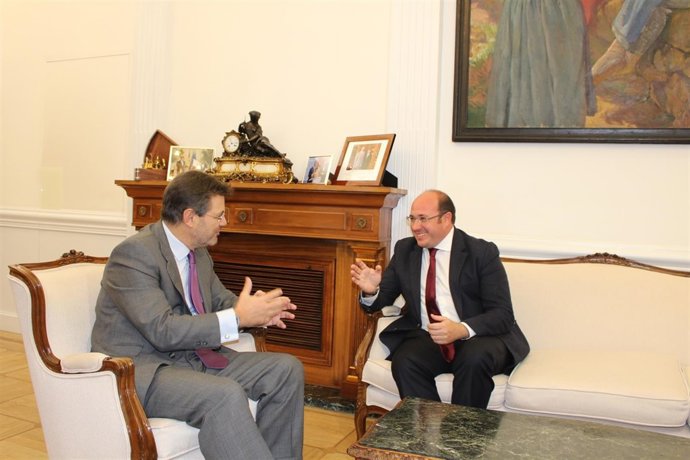 Reunión de Pedro Antonio Sánchez con ministro Justicia en funciones