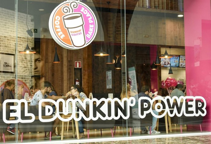 Dunkin Coffee 