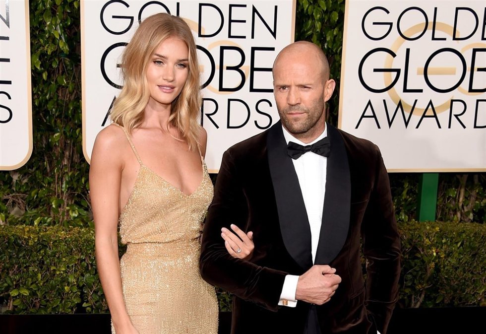 Rosie Huntington-Whiteley y Jason Statham suenan campanas de boda
