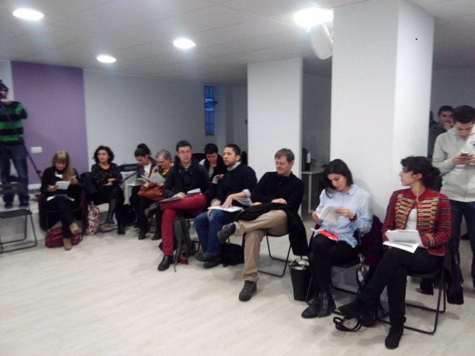 Reunión de Podemos con organizaciones sociales